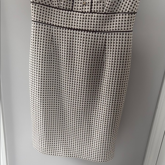 Elegant Antonio Melani Polka Dot Dress Size 6 - Picture 4 of 8